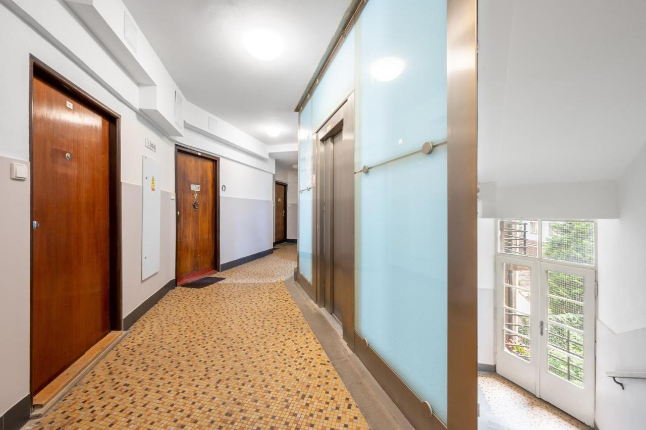 Ferienwohnung Loong Refresh Old Town Prag Exterior foto