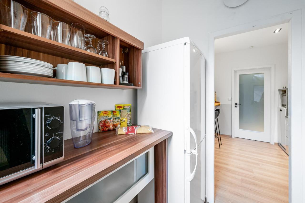 Ferienwohnung Loong Refresh Old Town Prag Exterior foto