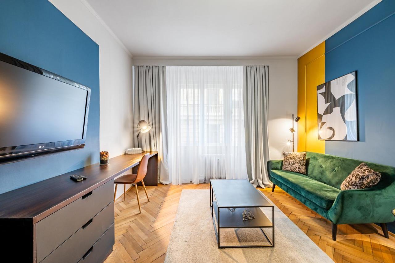 Ferienwohnung Loong Refresh Old Town Prag Exterior foto
