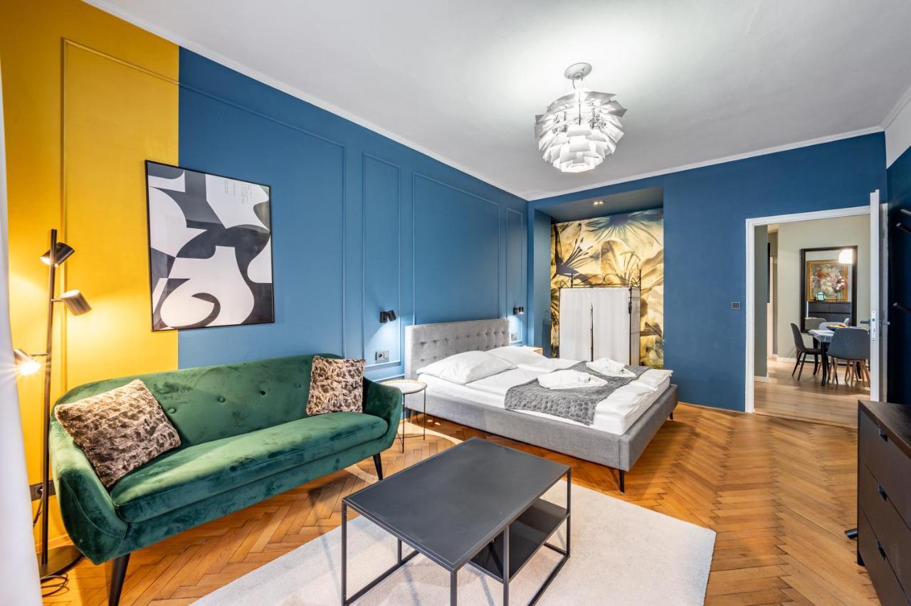Ferienwohnung Loong Refresh Old Town Prag Exterior foto